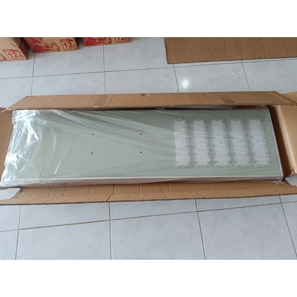 Lampu Jalan PJU All in one ICOM AIOM 100watt